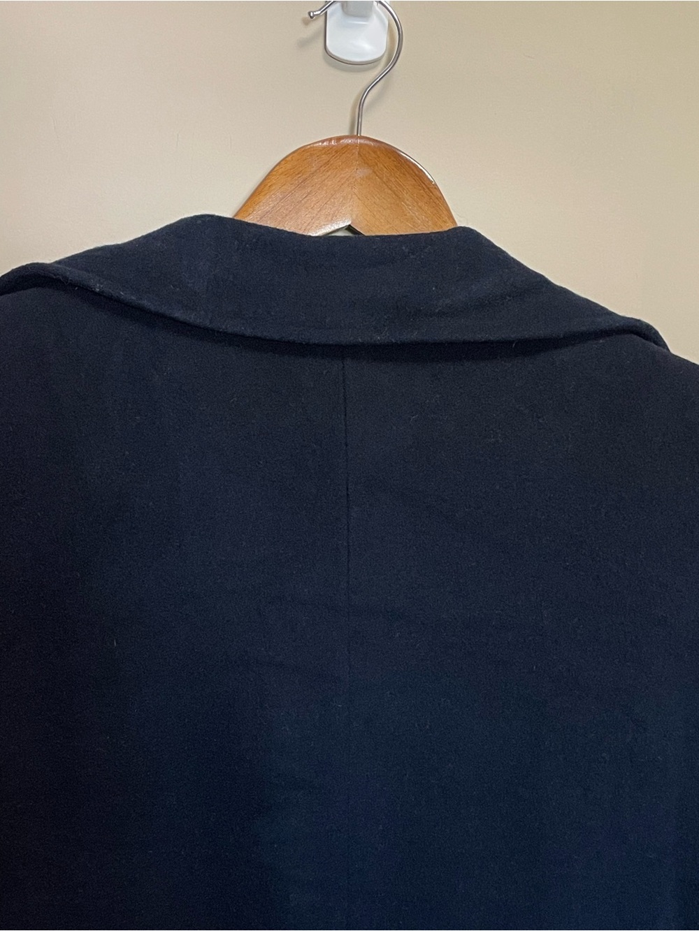 Holt Renfrew Double-Breasted Navy Wool Cashmere Peacoat Women’s Size 8 - Picture 9 of 12